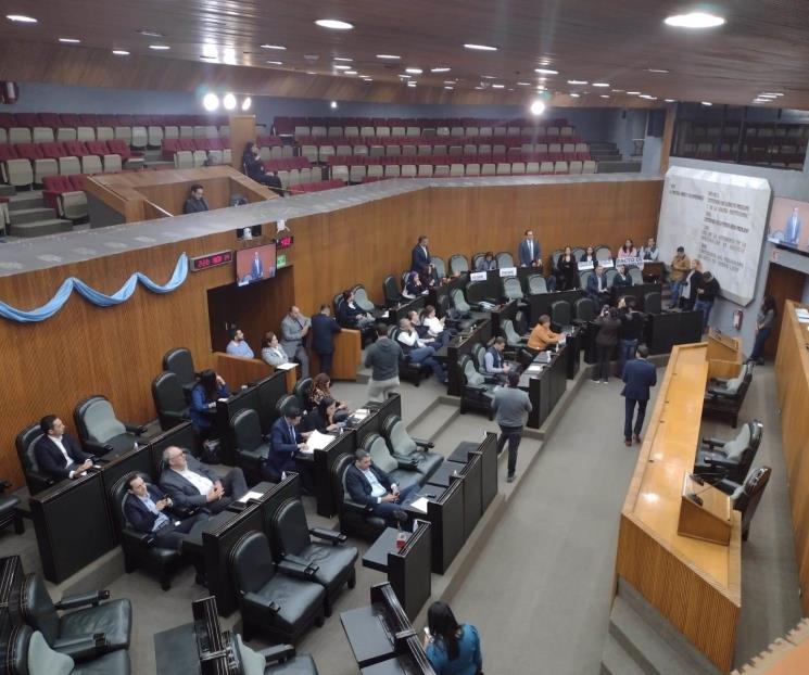 Discute Congreso Revocación de Mandato