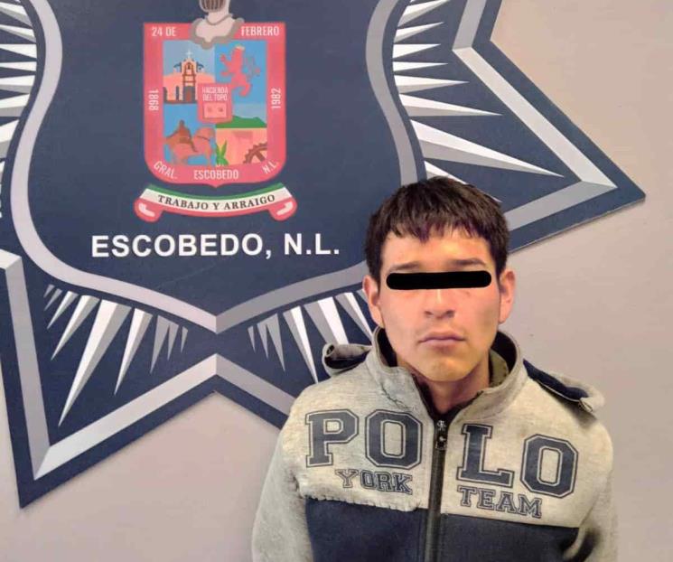 Cae con arma de fuego
