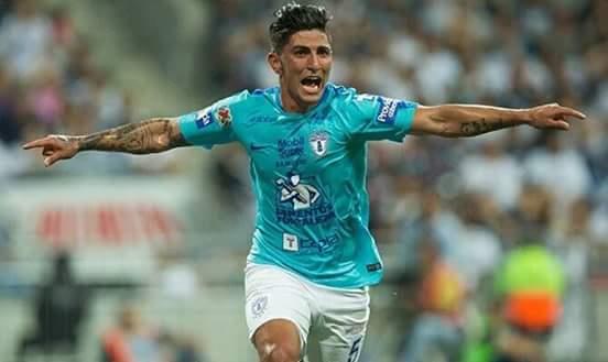 Se interesa Rayados en Víctor Guzmán