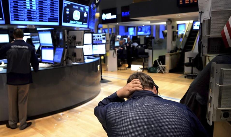 Enfrían mercados declaraciones de representantes de la Fed