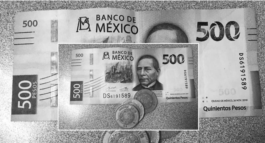 Súper peso se debilita mientras crudo cae a nivel más bajo