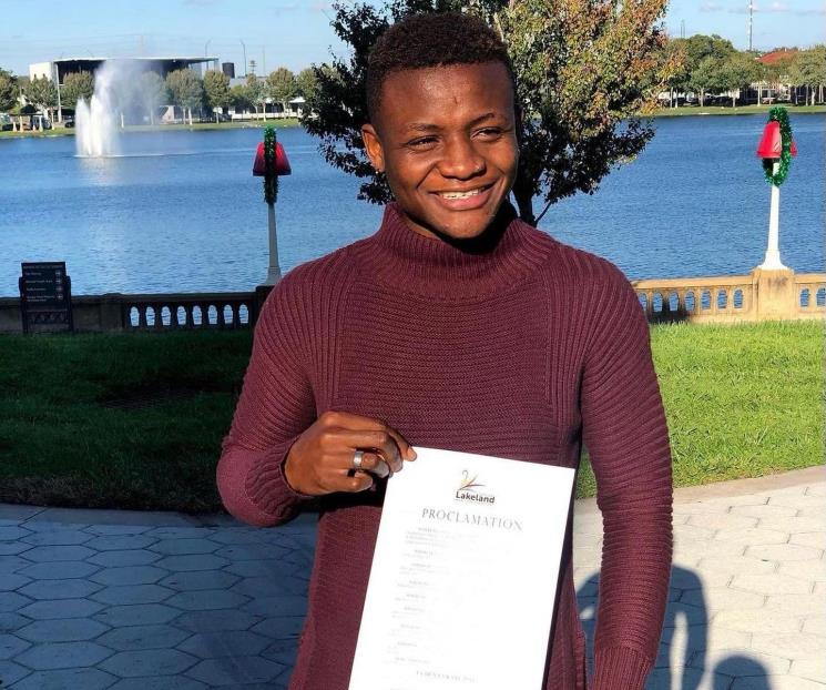 Festeja Uchenna Kanu su día oficial Festeja Uchenna Kanu su día oficial