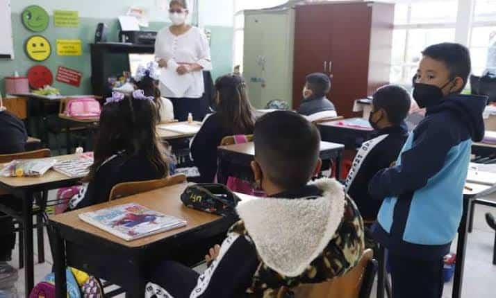 Anuncian horario de invierno en escuelas