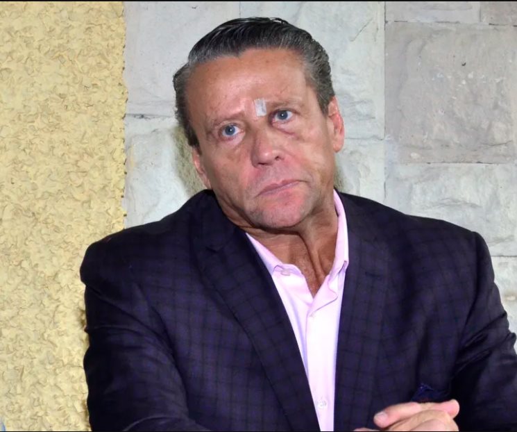 Adame arremete contra Platanito