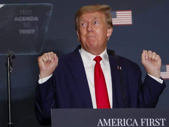 Donald Trump es readmitido en Twitter