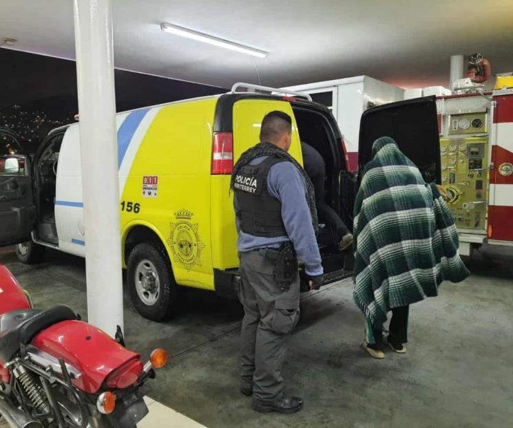 Trasladan a ocho personas en condiciones de calle a albergue