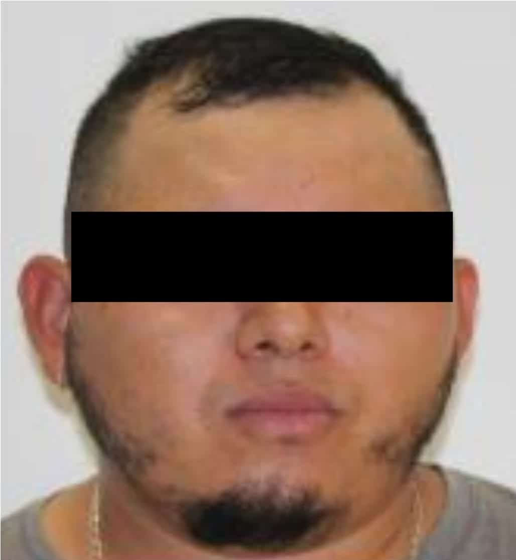 Uno de los detenidos en la balacera y persecución en San Nicolás y Guadalupe hace dos semanas, donde un policía resultó lesionado, fue acusado de un feminicidio cometido en abril pasado en Escobedo
