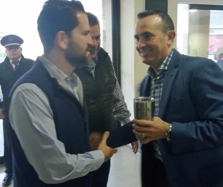 Se reúnen tesorero y diputados por Presupuesto 2023