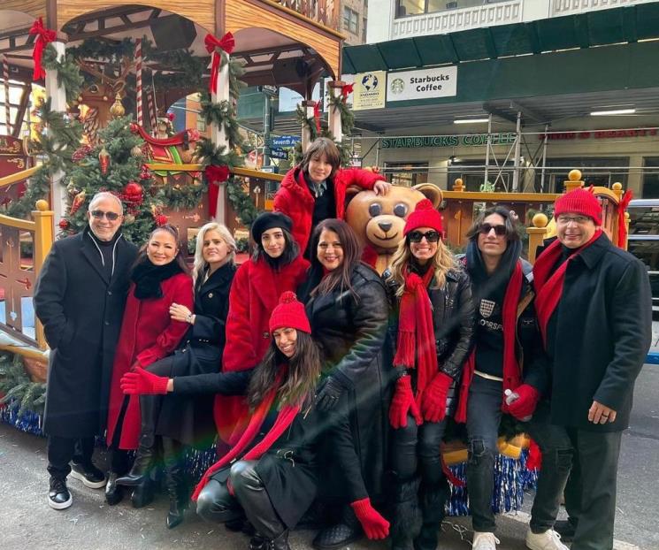 Se unen famosos al tradicional desfile de Acción de Gracias