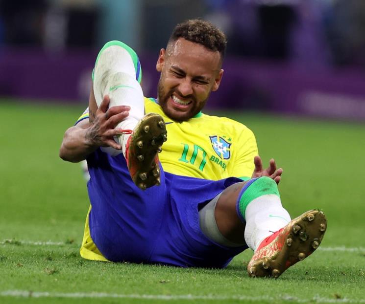 Se lesiona Neymar y es duda de continuar en el Mundial