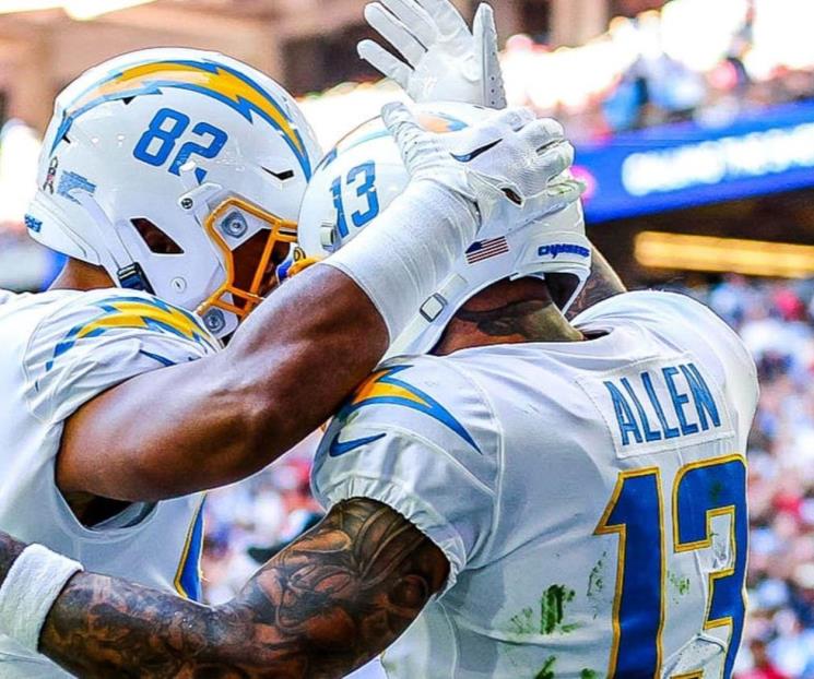Se imponen Cargadores sobre Arizona en un emocionante juego