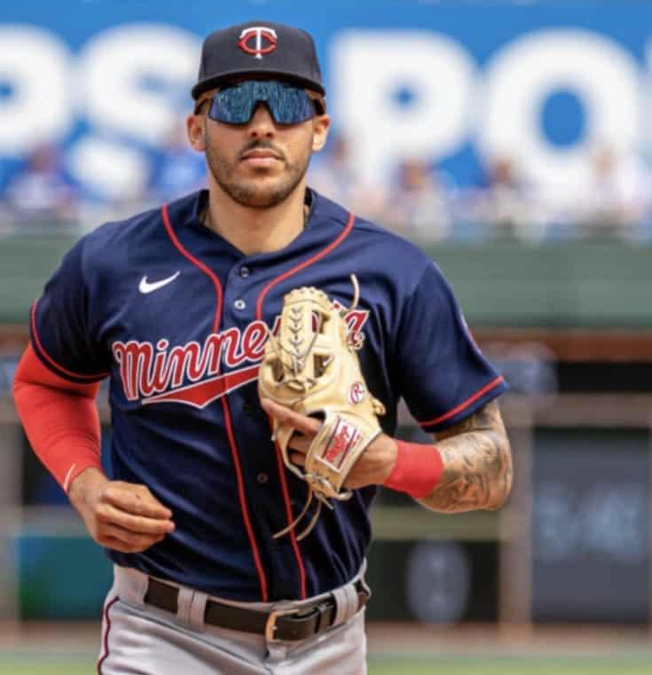 Buscan los Dodgers fichar a Carlos Correa