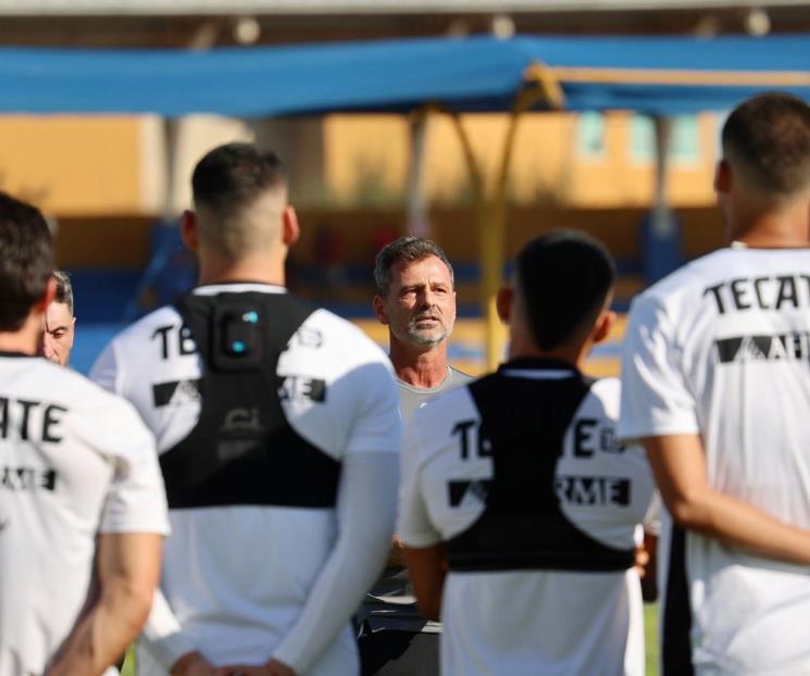 Cocca ya dirigió su primer entrenamiento