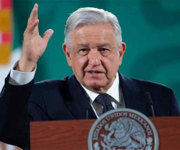 Va AMLO contra defraudadores al fisco