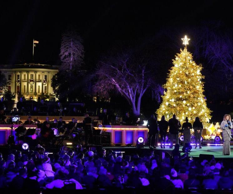 Enciende Biden el árbol de Navidad de la Casa Blanca Enciende Biden el árbol de Navidad de la Casa Blanca