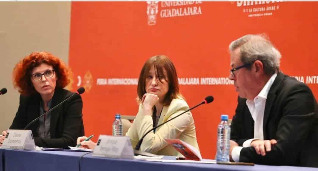 Putin quiere destruir Ucrania: embajadora Oksana en FIL