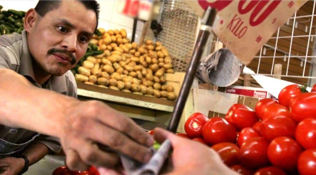 Cien pesos ya no alcanzan para comer: Consumer Insights