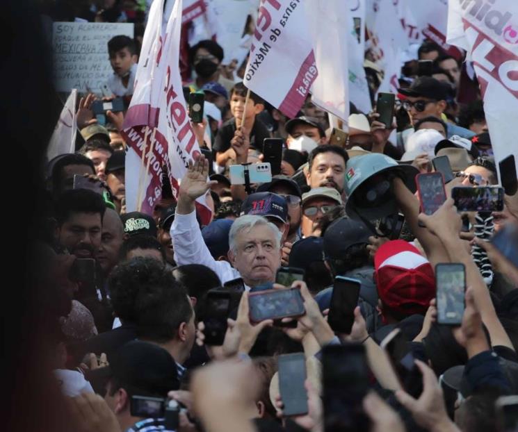 Denuncian al Presidente y a Morena