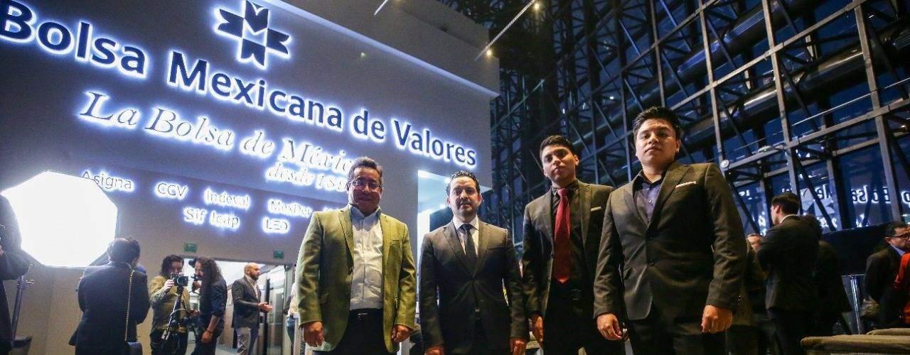 Politécnicos ganan concurso de mercado de valores simulado