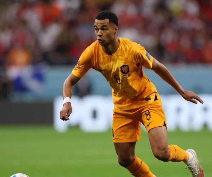 Holanda y EUA se juegan el pase