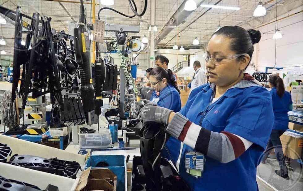 Urgen a aprobar aumento de vacaciones