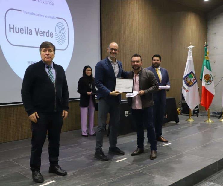 Reconoce San Pedro a negocios de programa de huella verde Reconoce San Pedro a negocios de programa de huella verde