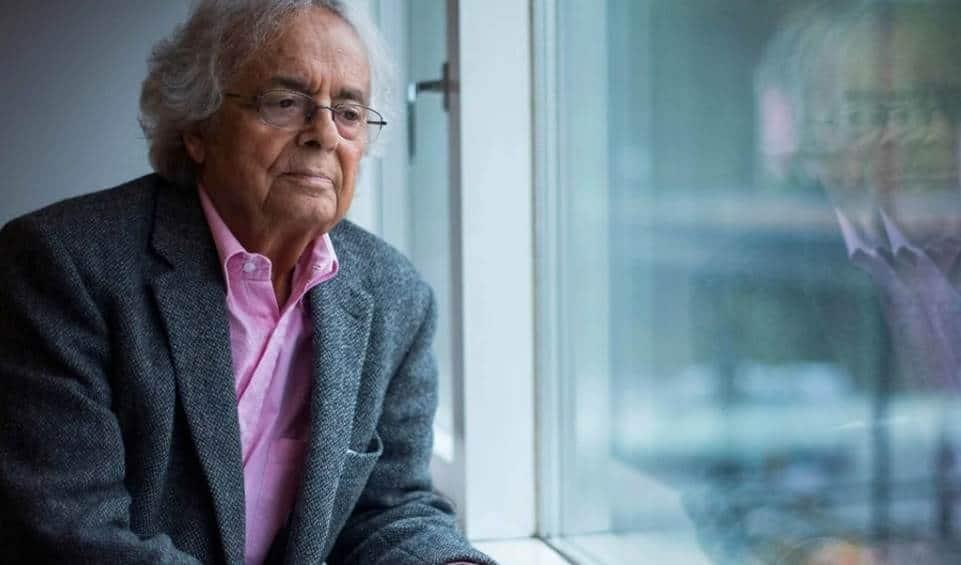 Adonis apoya la lucha de la mujer en todo el mundo Adonis apoya la lucha de la mujer en todo el mundo