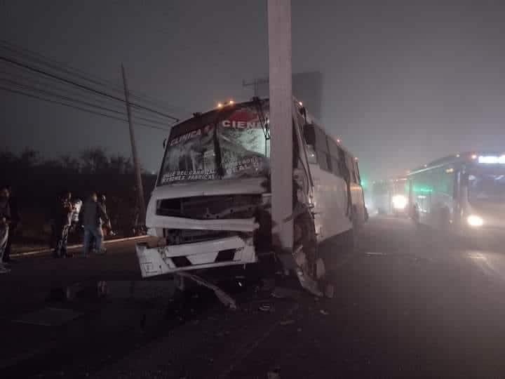 Resultan heridos 25 en percance con urbano Resultan heridos 25 en percance con urbano
