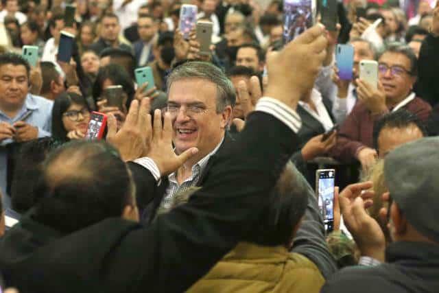 Candidatura es asunto de capacidad: Ebrard