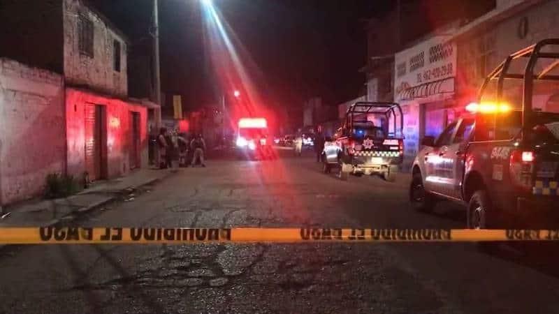 Matan a 8 personas y queman casas en Guanajuato Matan a 8 personas y queman casas en Guanajuato