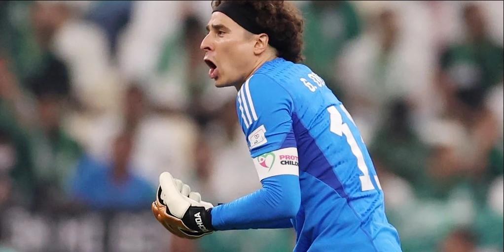 Fernando Ortiz habla de la renovación de Guillermo Ochoa Fernando Ortiz habla de la renovación de Guillermo Ochoa