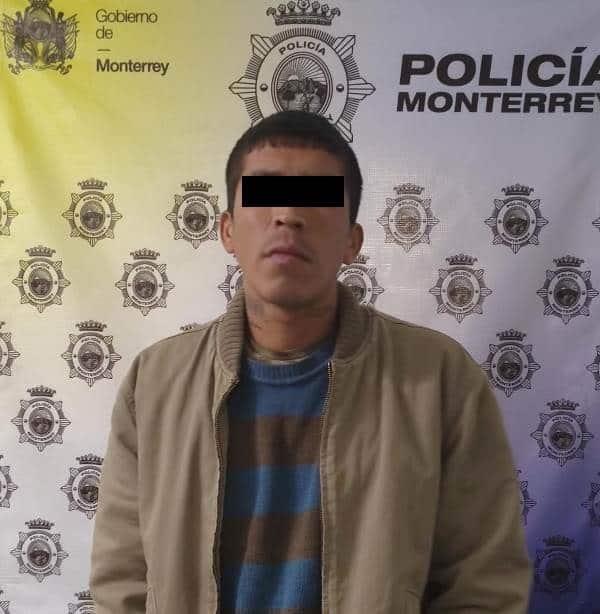 Detienen a ladrón tras revisión Detienen a ladrón tras revisión