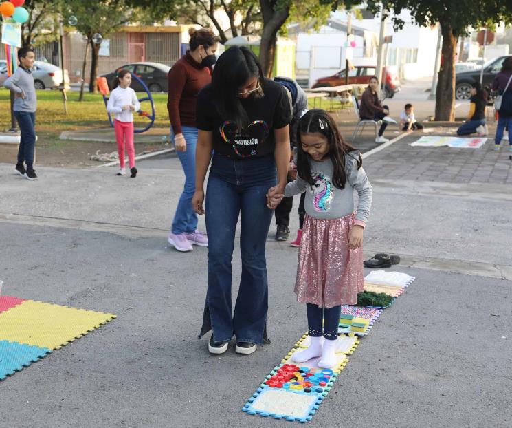 Inaugura Daniel Carrillo la “Expo Creando Lazos”