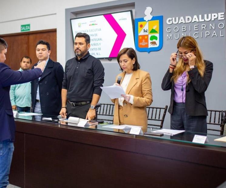 Toma protesta Cristina a nuevo titular del SIPINNA Toma protesta Cristina a nuevo titular del SIPINNA