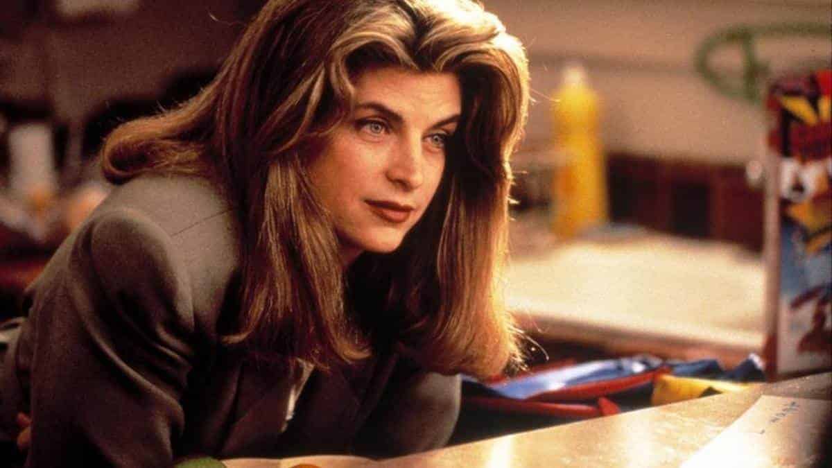 Kristie Alley conquistó la pantalla chica de todo Estados Unidos por su papel de Rebecca Howe en Cheers (1982), rol que le valió el Emmy y el Globo de Oro