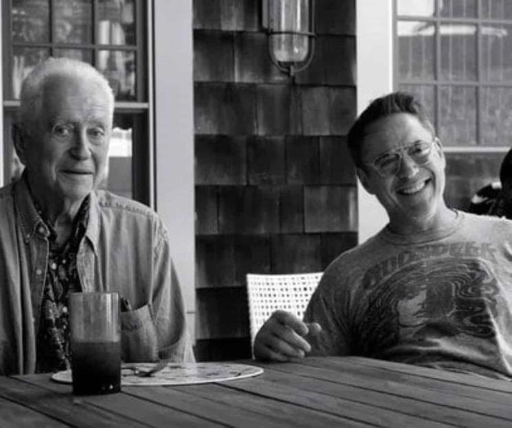 Robert Downey Jr. Conmueve con la historia de su infancia Robert Downey Jr. Conmueve con la historia de su infancia