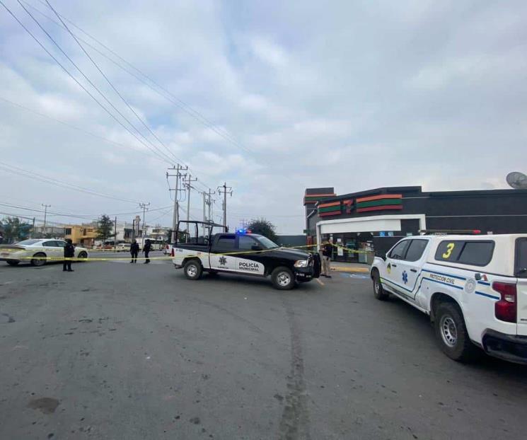 Balean  a hombre al salir de tienda