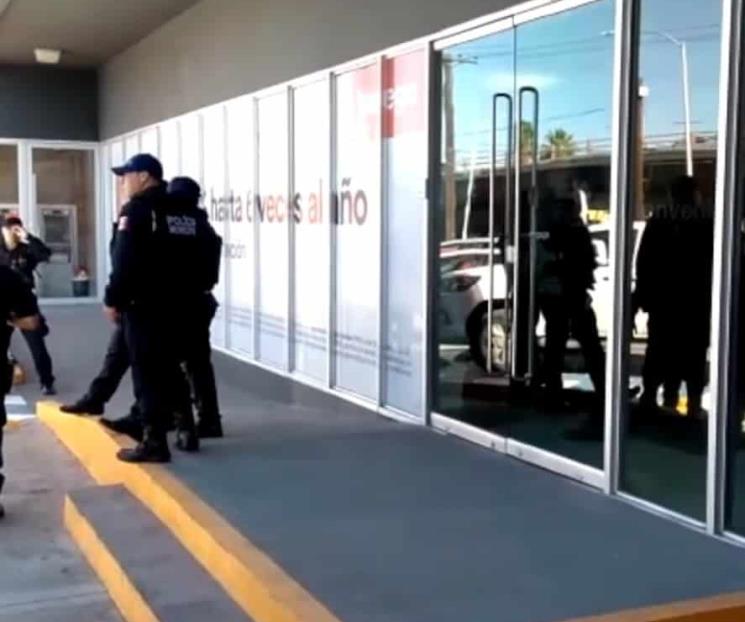 Ladrón hace fila 25 minutos y asalta banco