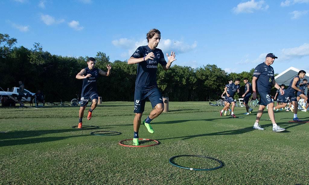 Buscan Rayados iniciar pretemporada con pie derecho 