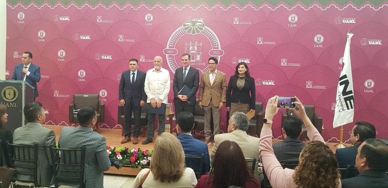 Afirma Covid fue excusa para diluir mecanismos de control