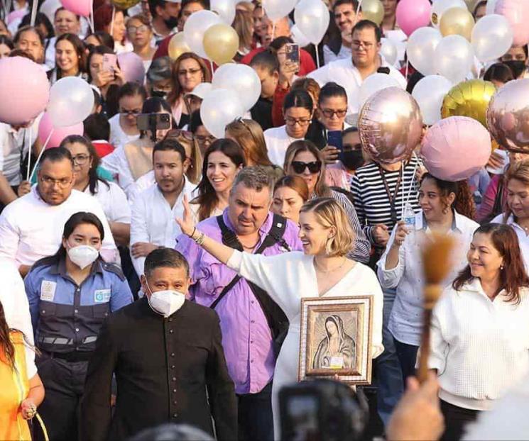 Realiza DIF NL su tradicional peregrinación a la Basílica Realiza DIF NL su tradicional peregrinación a la Basílica