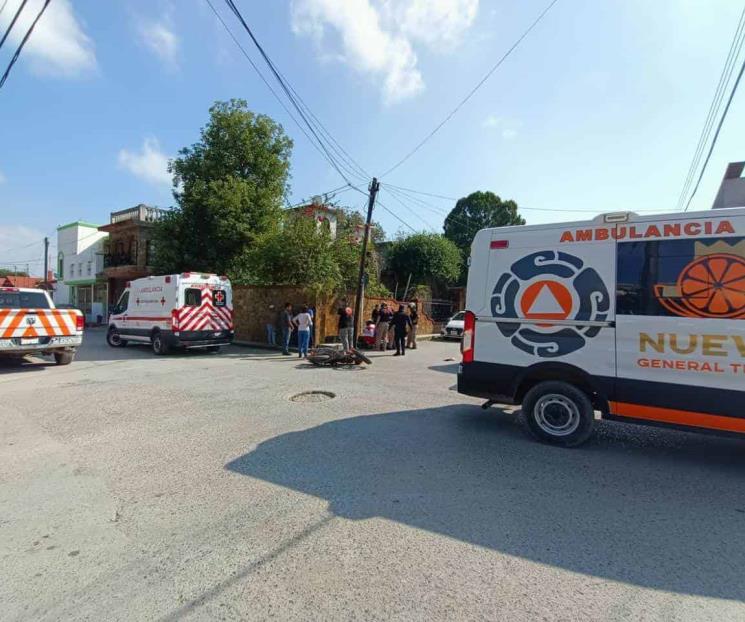 Impacta auto a repartidor