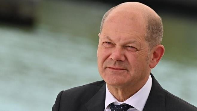 Scholz, un canciller sin brillo ni voz en Europa