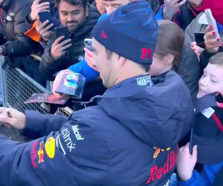 Participa Checo en Showrun de Red Bull en Milton Keynes