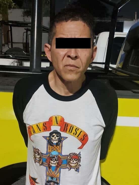 Detienen a conductor con droga