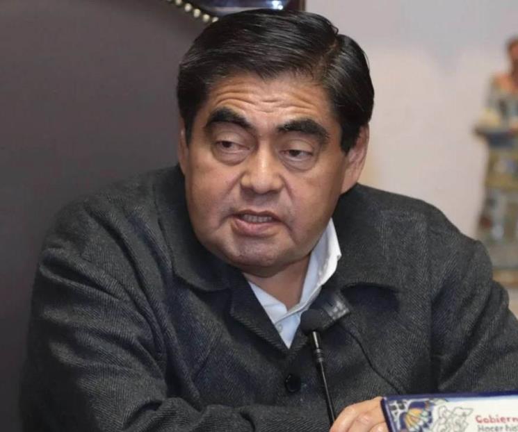 Anuncian homenajes para Miguel Barbosa