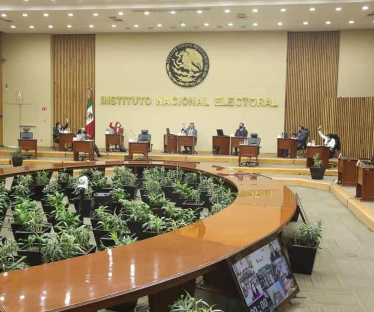 Aprueban convocatoria para elegir a nuevos consejeros de INE Aprueban convocatoria para elegir a nuevos consejeros de INE