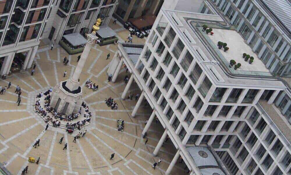 Microsoft, de compras en Reino Unido