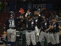 Urge a Sultanes barrida