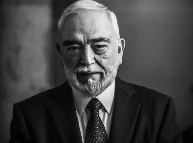 Muere el escenógrafo Alejandro Luna, padre de Diego Luna